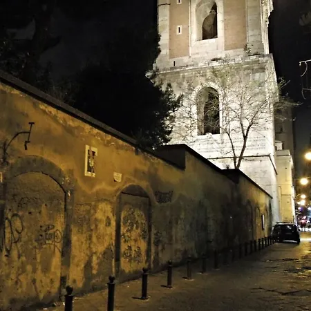 Lägenhet Regal Santa Chiara By Dimorra *