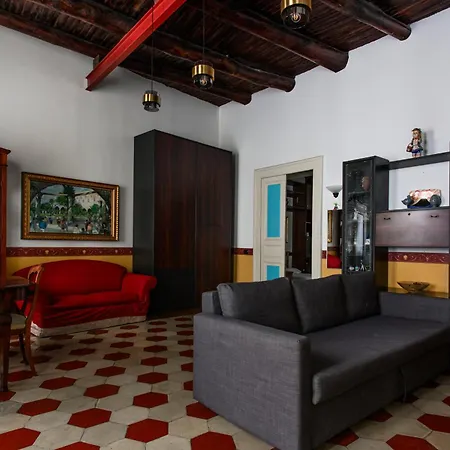 Apartment Regal Santa Chiara By Dimorra *